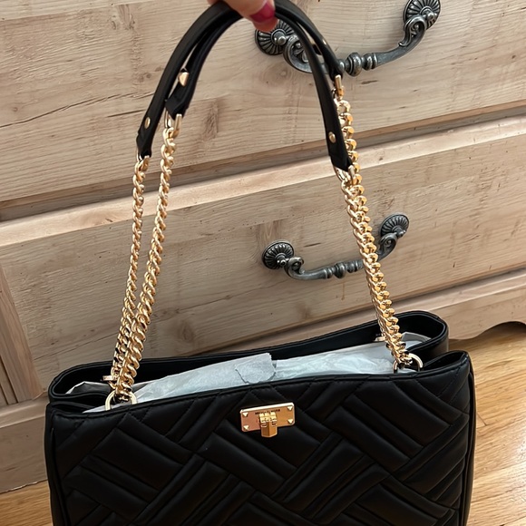 NVW Michael Kors Bag - Picture 3 of 7